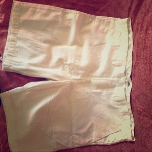 Old navy white ultimate slim shorts